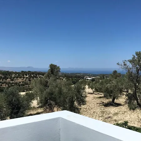 Cozy With Pool And Parasol In Villa Kirianna